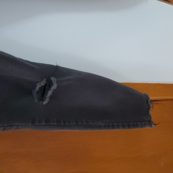 William Rast sculpted high rise ankle jeans - Picture 5 of 8